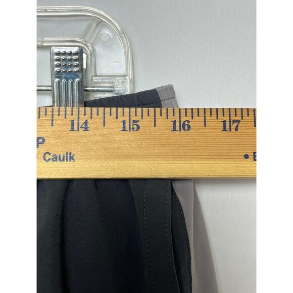 The North Face Men’s Large Gray Lightweight Running Shorts Active Athletic Gym - Picture 4 of 10